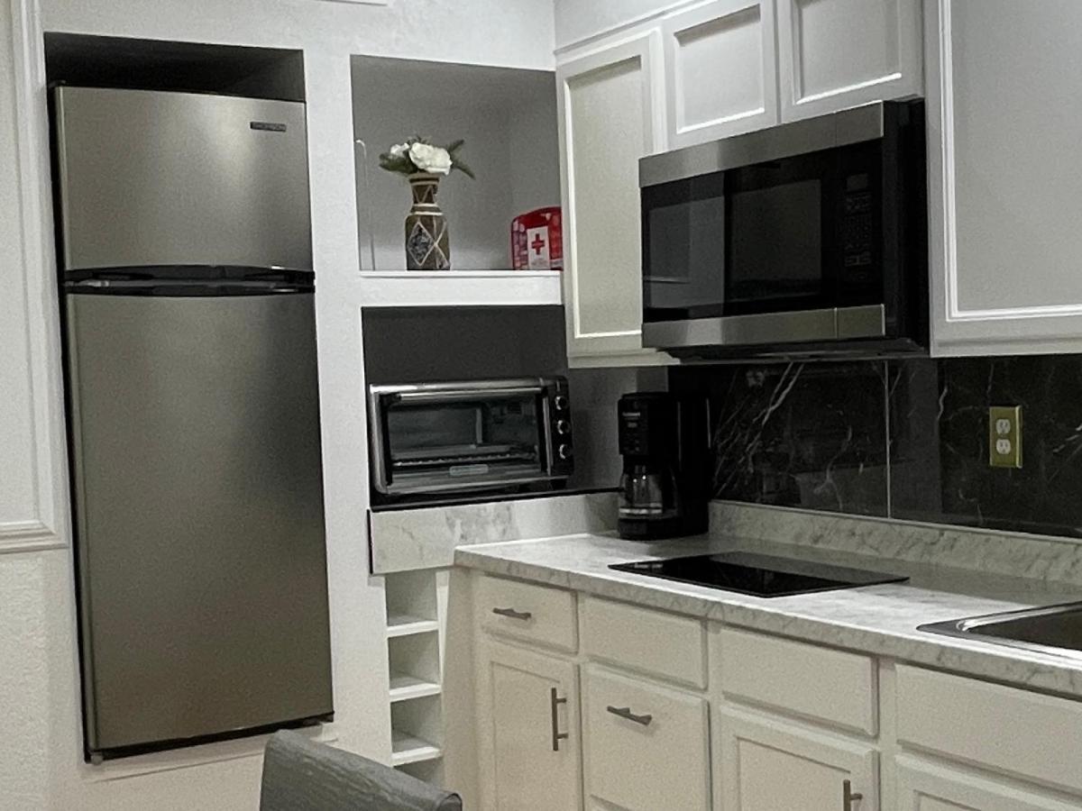 2 Bedroom Apartment Auburndale Exterior foto