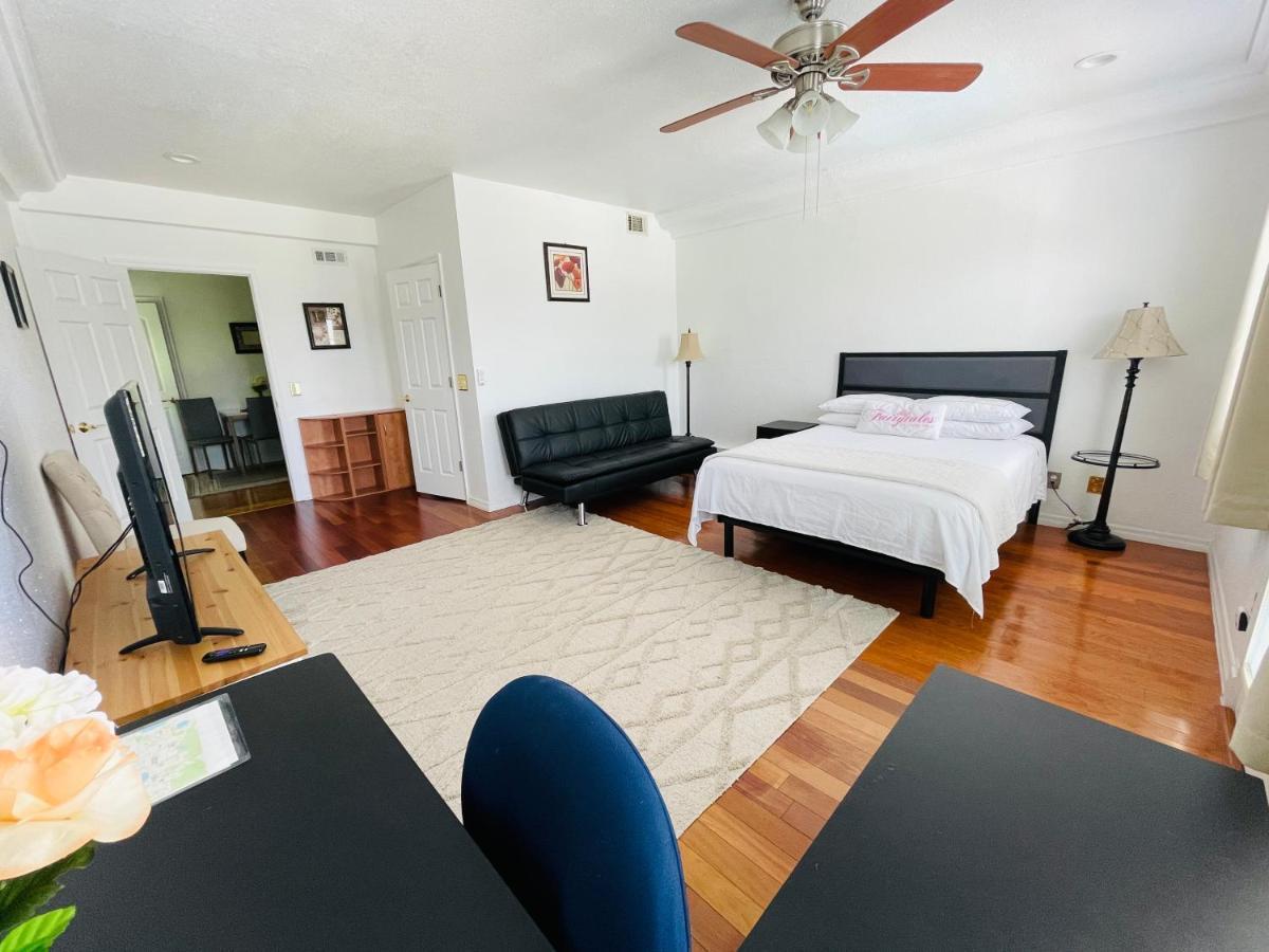 2 Bedroom Apartment Auburndale Exterior foto